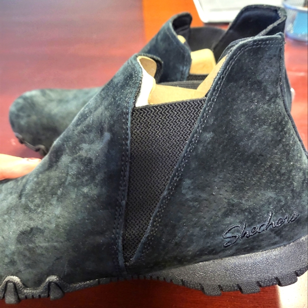 Sketchers boots